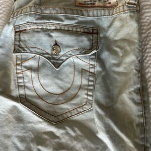 One pair of men’s true religion, genius size 46